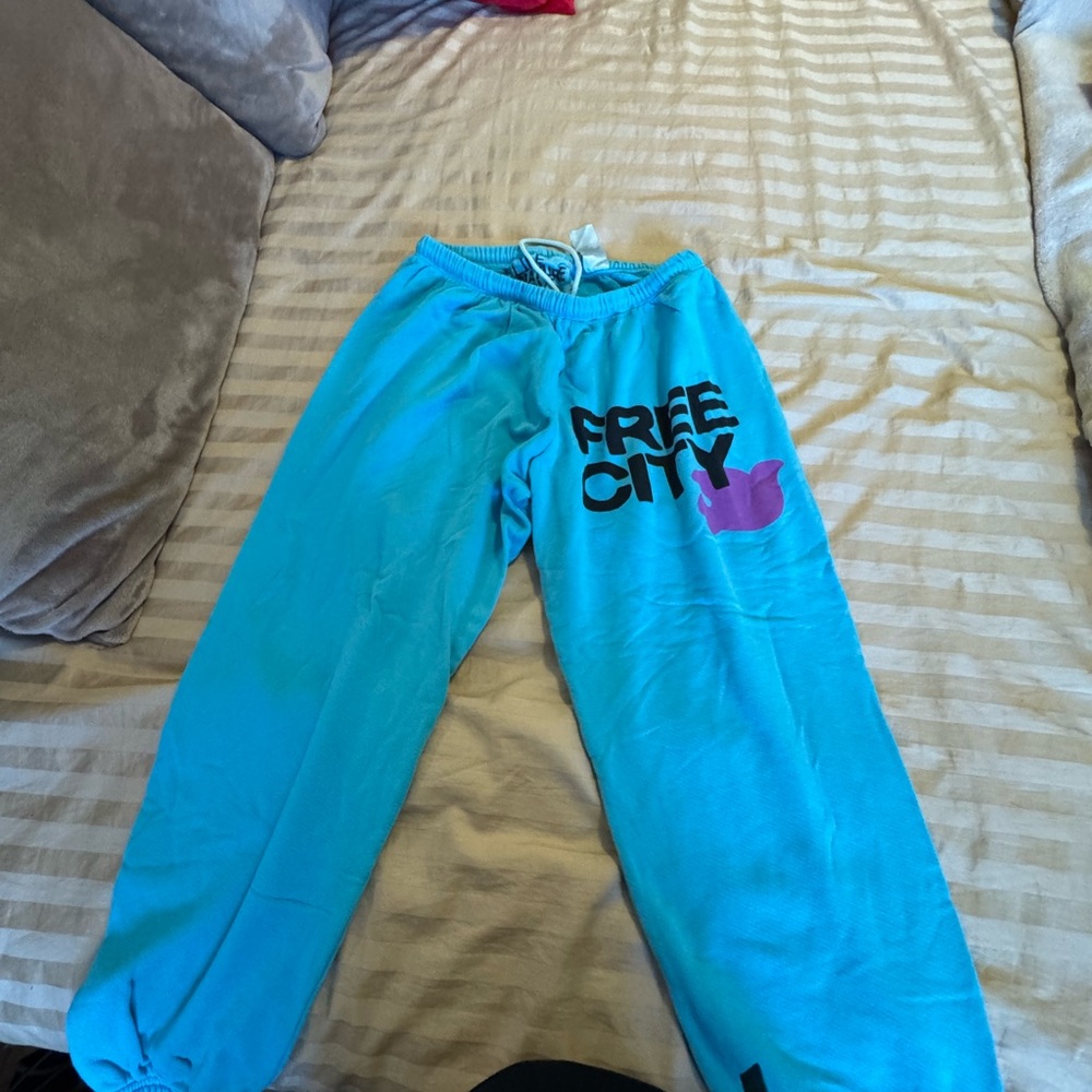 Freecity sweatpants. Size L. Color: aqua blue.
